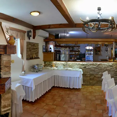 Roubenka Rekreacni Stredisko Vapenky * Nová Lhota